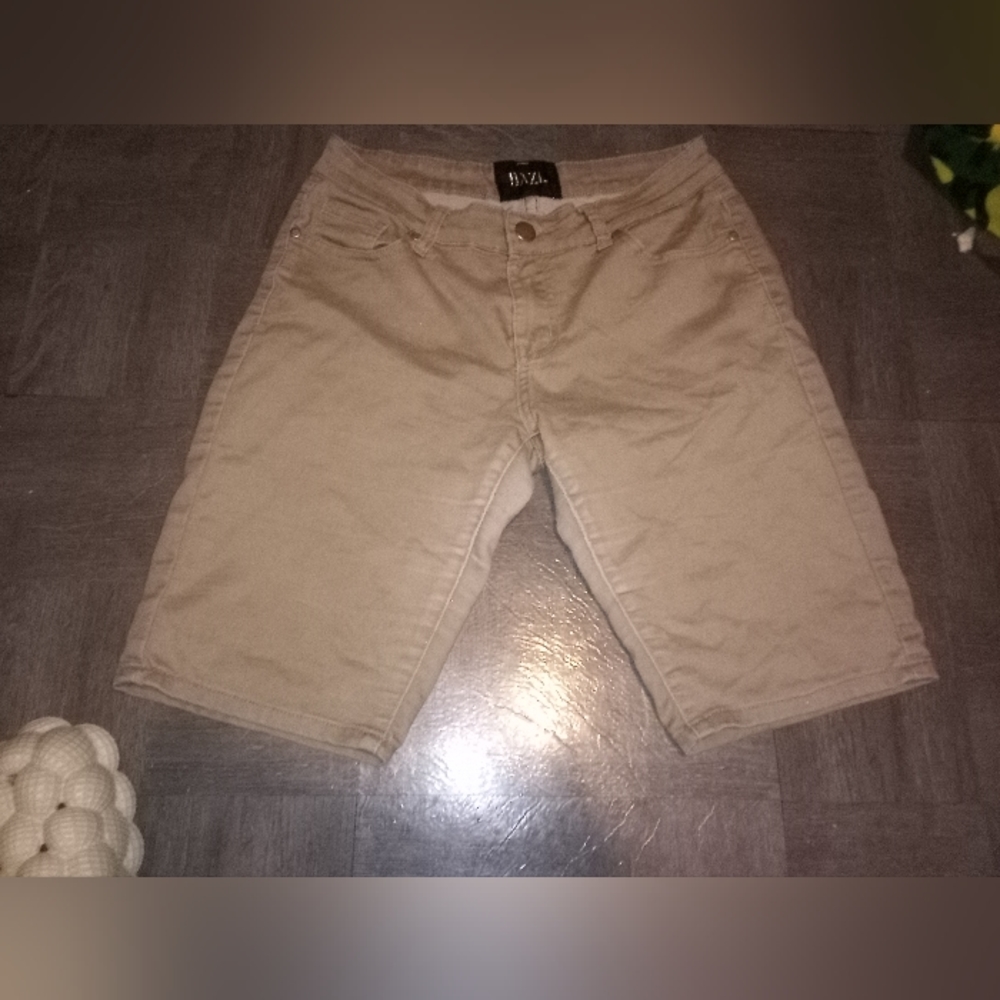 khaki shorts